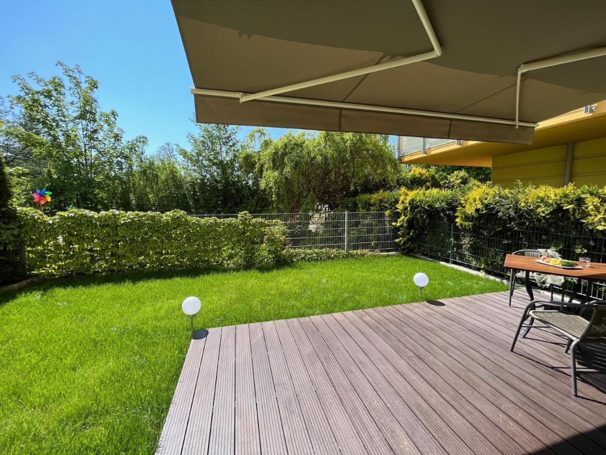 Apartament Z Garazem I Ogrodem 科沃布热格 外观 照片