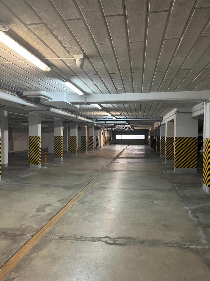 Apartament Z Garazem I Ogrodem 科沃布热格 外观 照片