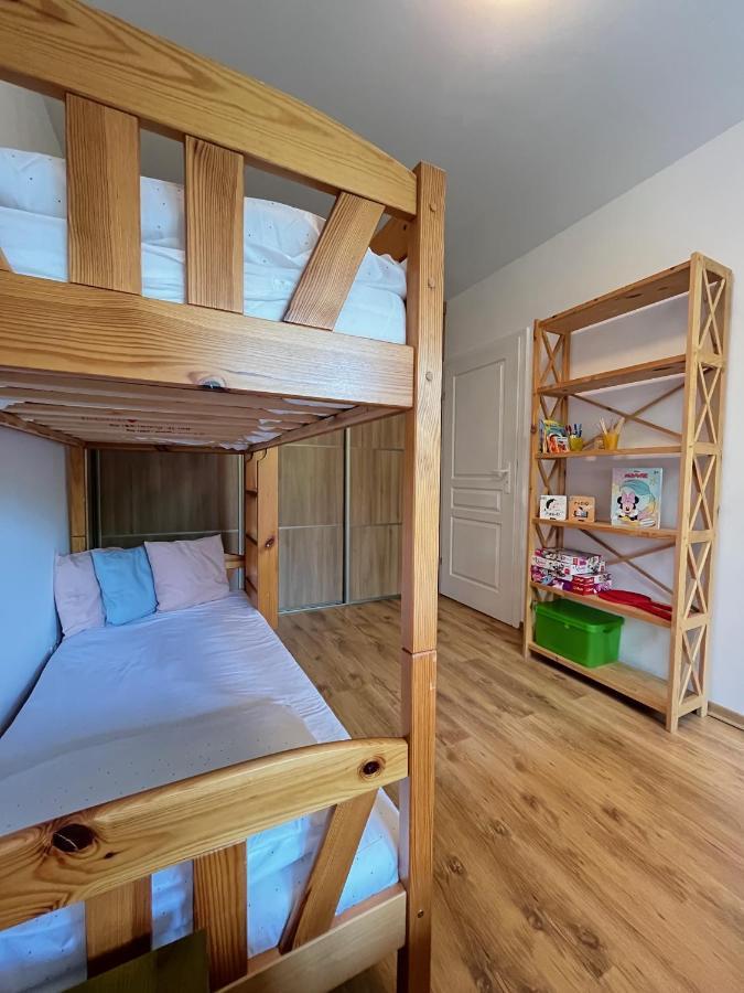 Apartament Z Garazem I Ogrodem 科沃布热格 外观 照片